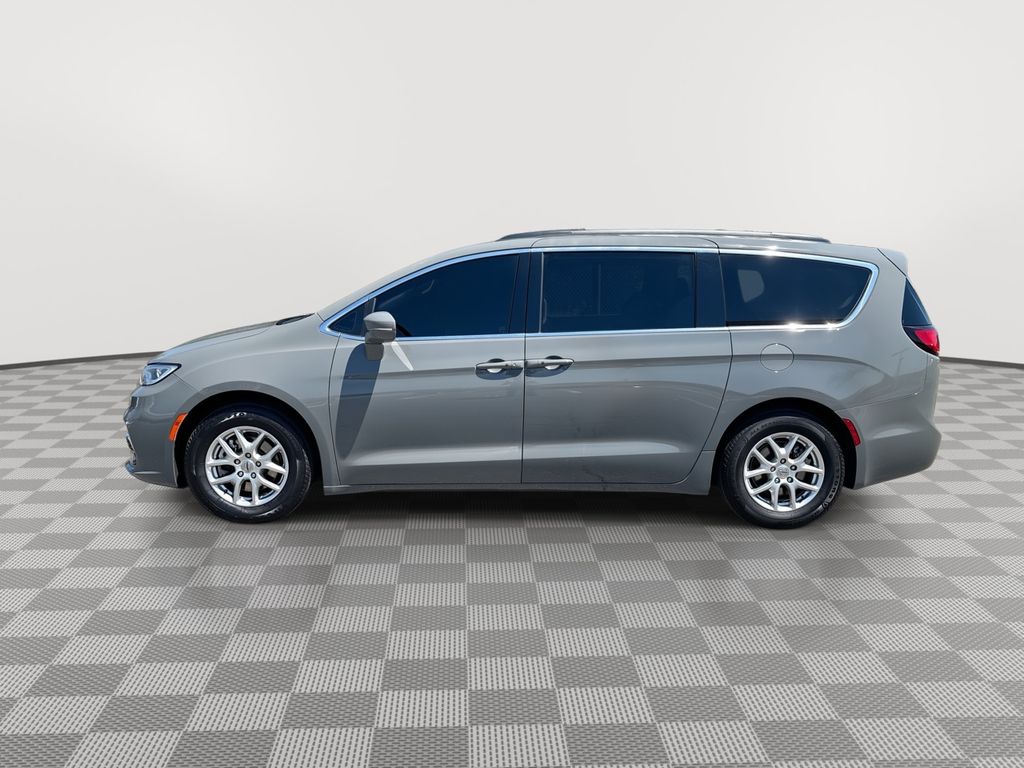 Used 2022 Chrysler Pacifica Van
