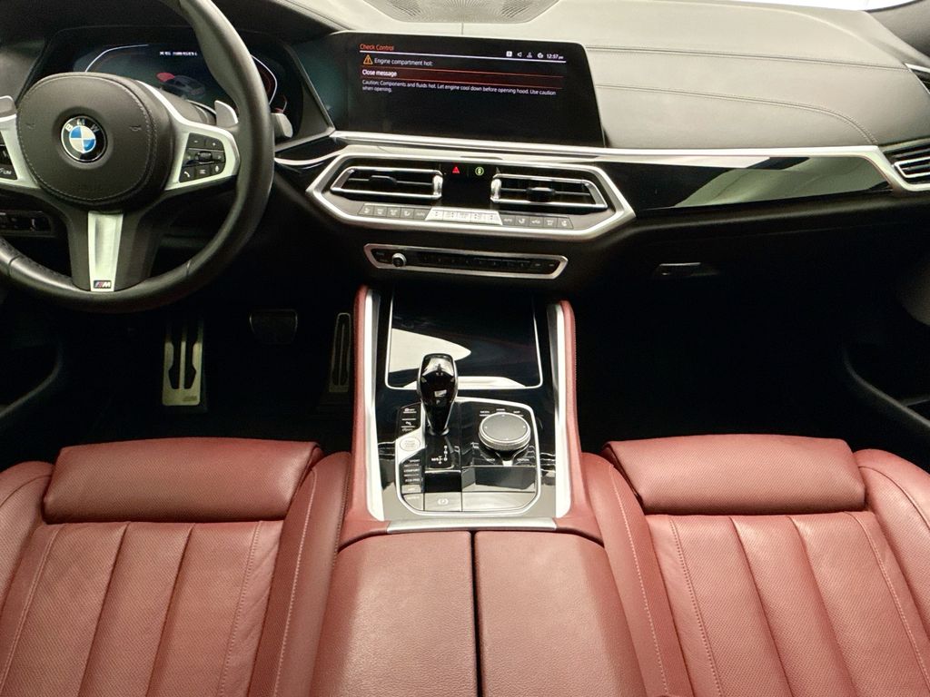 Thumbnail: 2022 BMW X6 - 13
