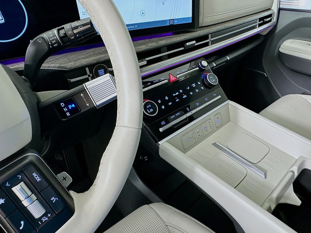 2024 Hyundai Santa Fe Limited 17