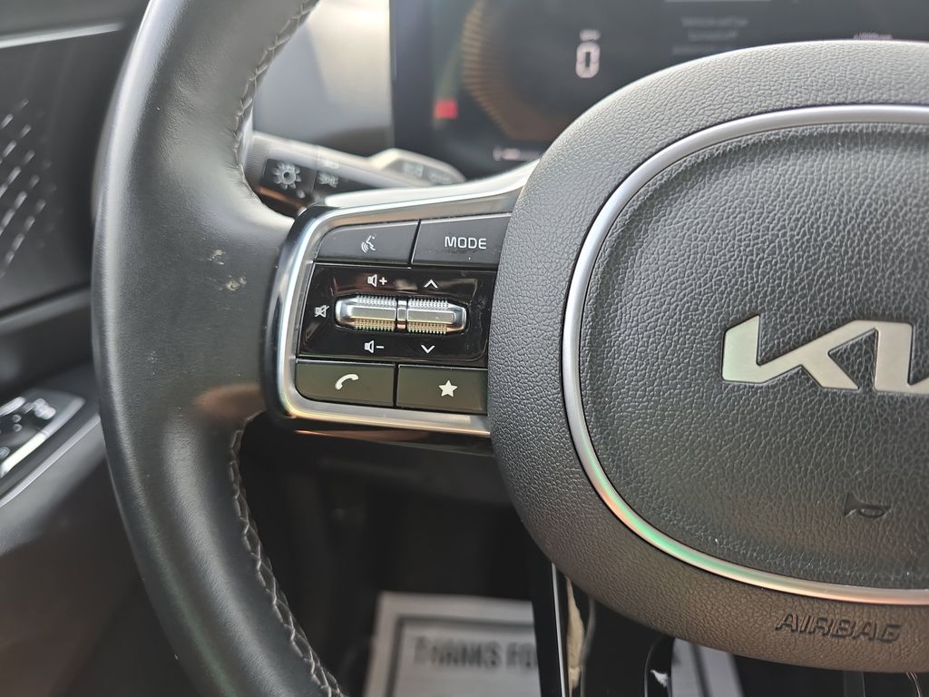 2024 Everlasting Silver Kia Sorento S FWD SUV
