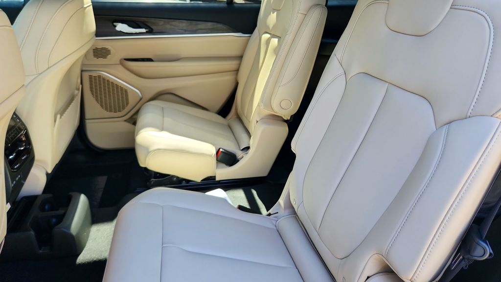 2026 Jeep Grand Cherokee L