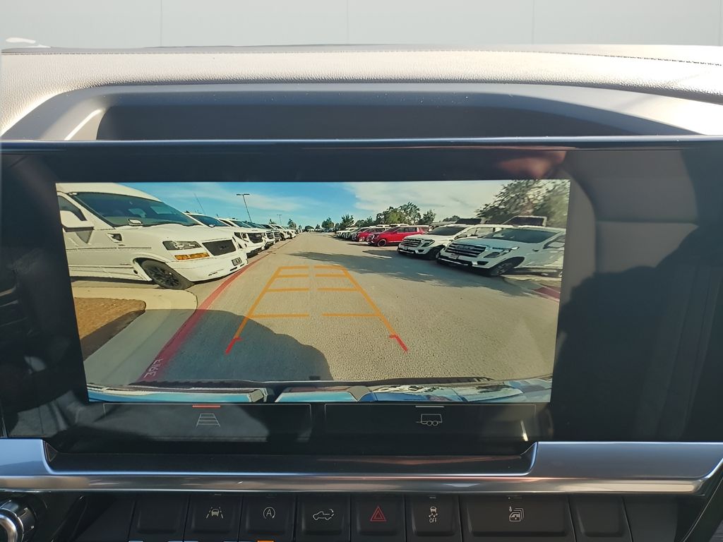 New 2026 White GMC SLT image 39