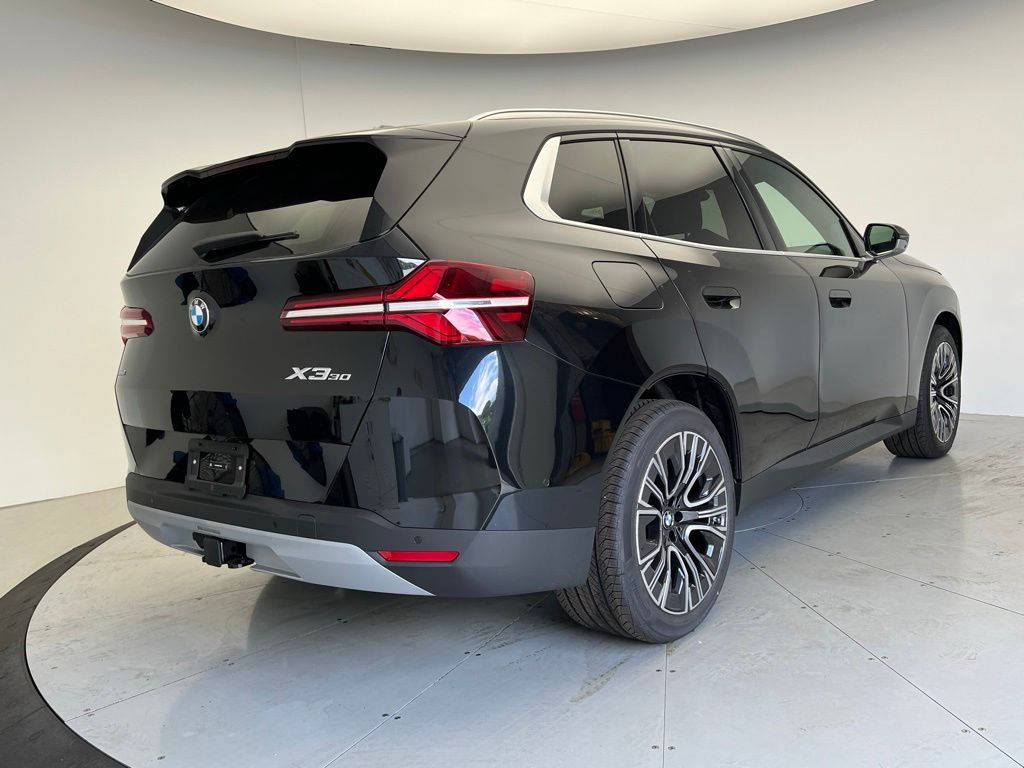Thumbnail: 2026 BMW X3 - 3