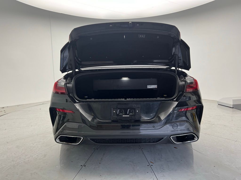 Thumbnail: 2023 BMW 8 Series - 9