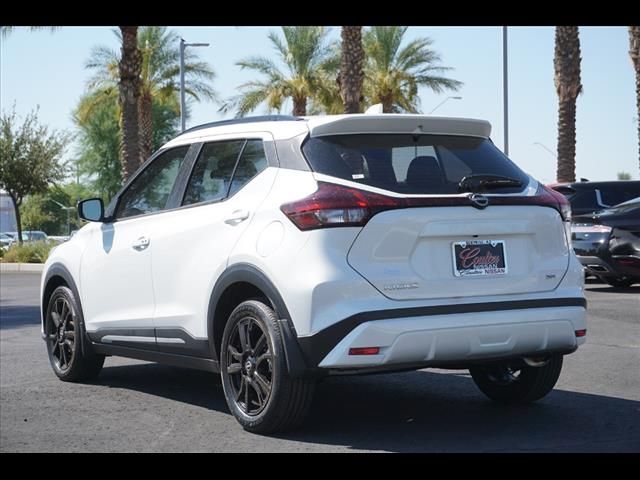 2024 Nissan Kicks SR 3