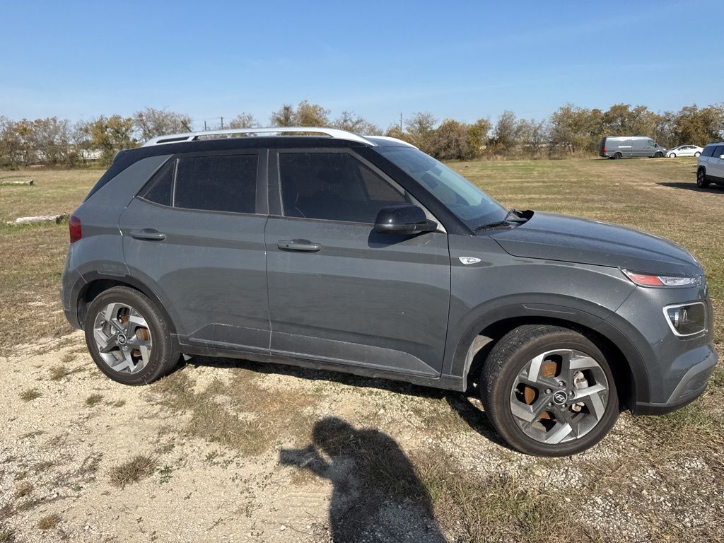 Thumbnail: 2024 Hyundai Venue - 4