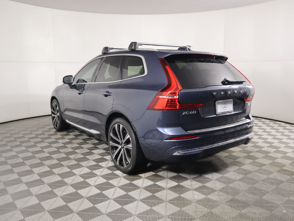 Thumbnail: 2023 Volvo XC60 - 7