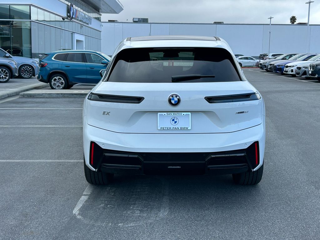 Thumbnail: 2026 BMW iX - 4