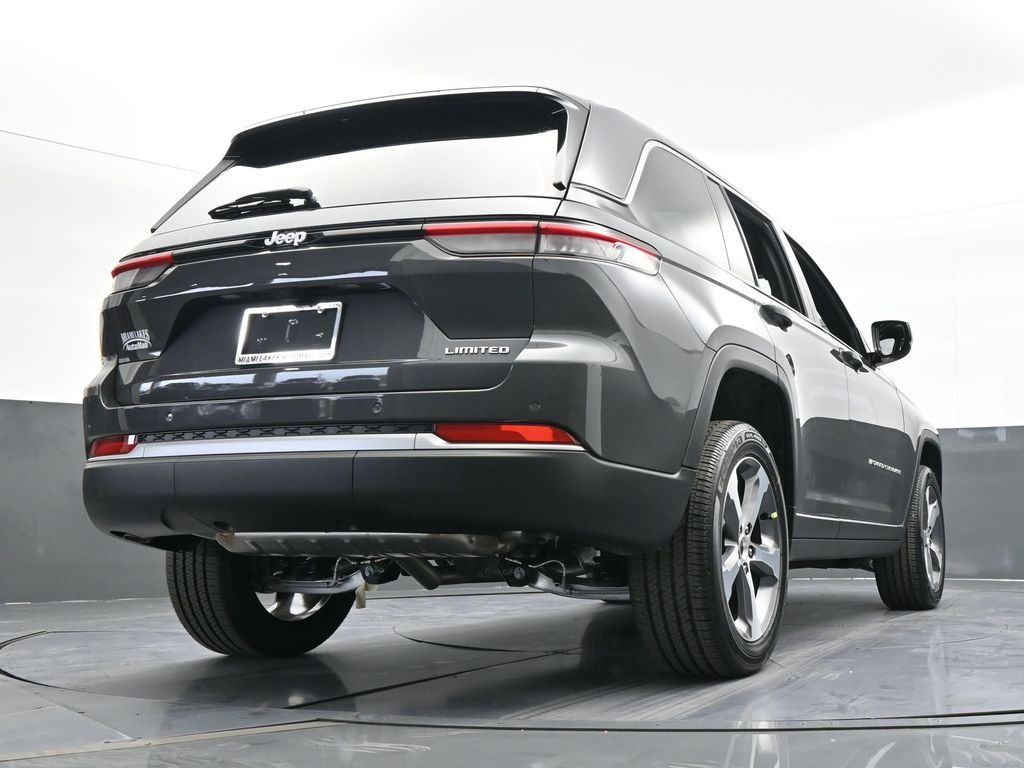 New 2026 Baltic Gray Metallic Clearcoat Jeep Limited image 54