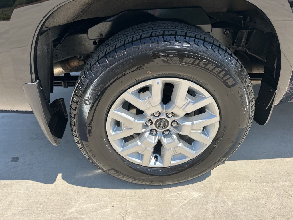 2024 Super Black Nissan Frontier SV RWD Truck