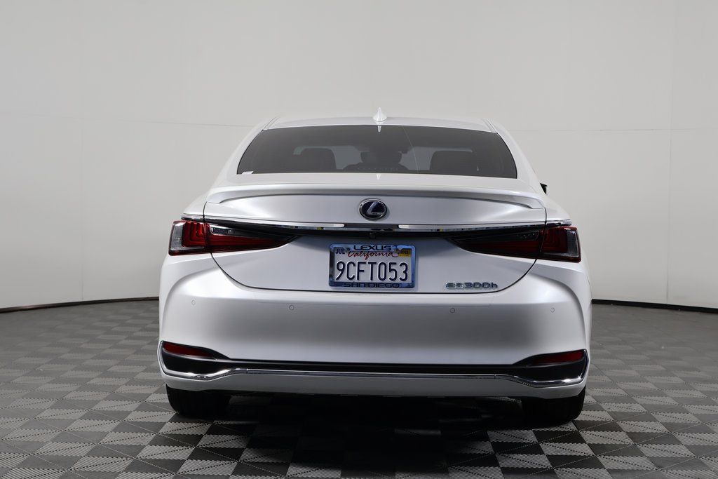 Thumbnail: 2022 Lexus ES - 6