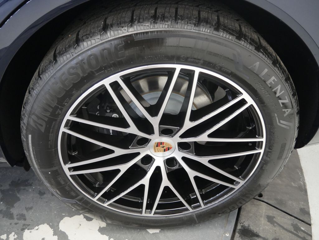 Thumbnail: 2026 Porsche  - 14