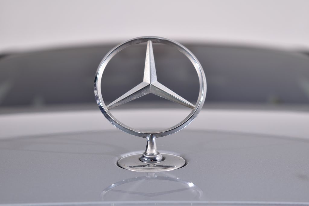 Thumbnail: 2022 Mercedes-Benz S-Class - 11