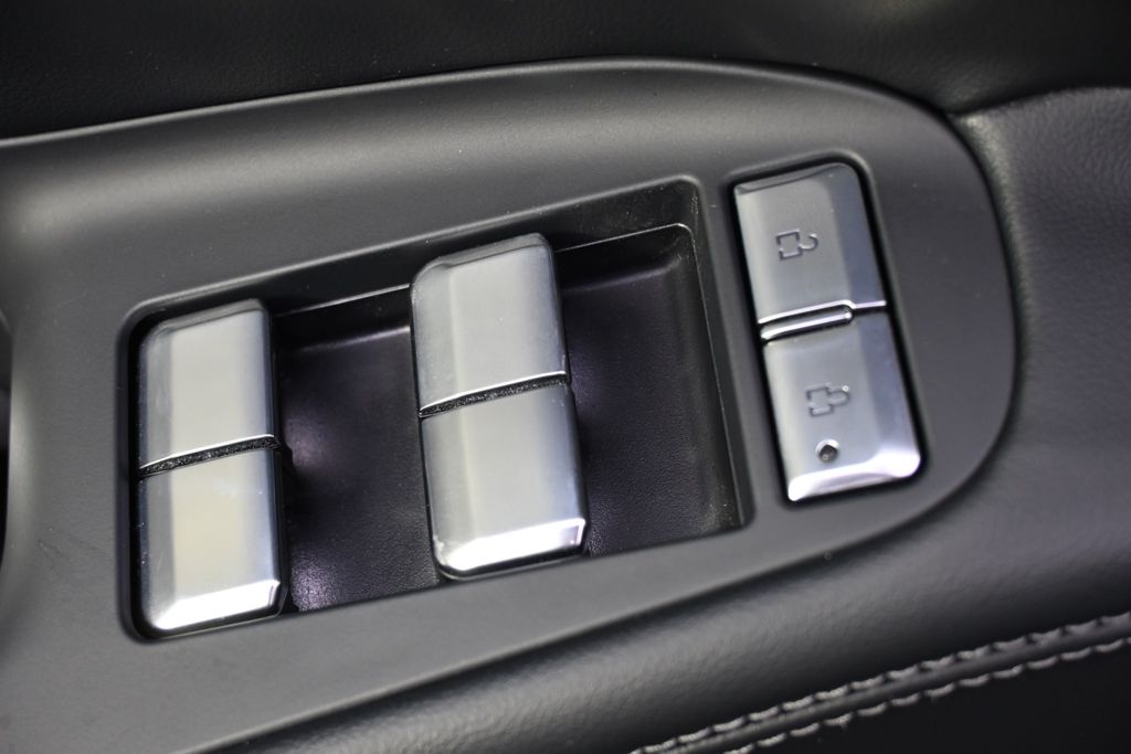 New 2026 Black Lincoln Reserve image 24