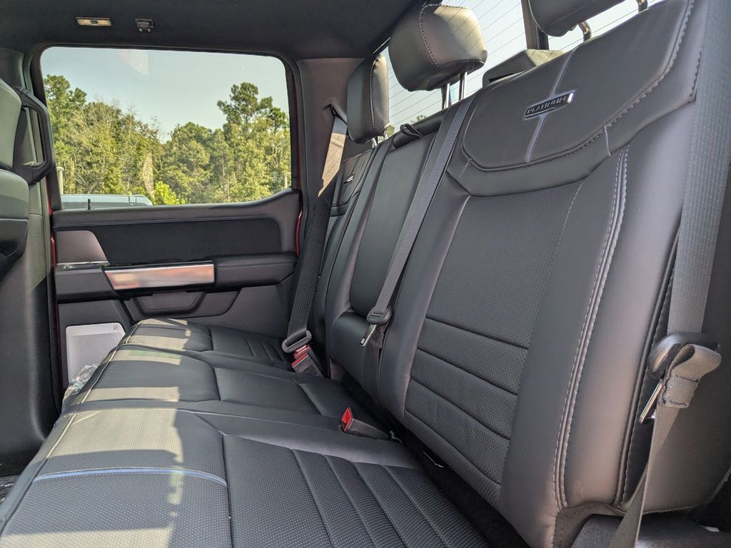 2026 Ford Super Duty F-350 SRW Platinum