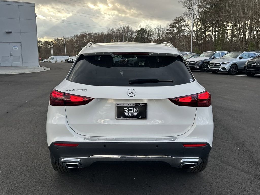 2025 Mercedes-Benz GLA GLA 250 6