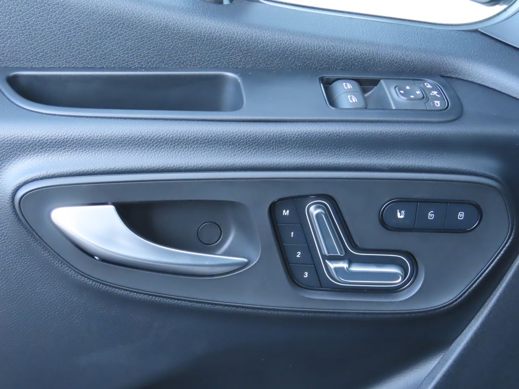 Thumbnail: 2026 Mercedes-Benz Sprinter - 21