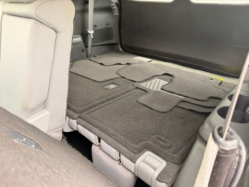 2021 Toyota Highlander L Celestial Silver Metallic - Jim Hudson Acura - Image 15