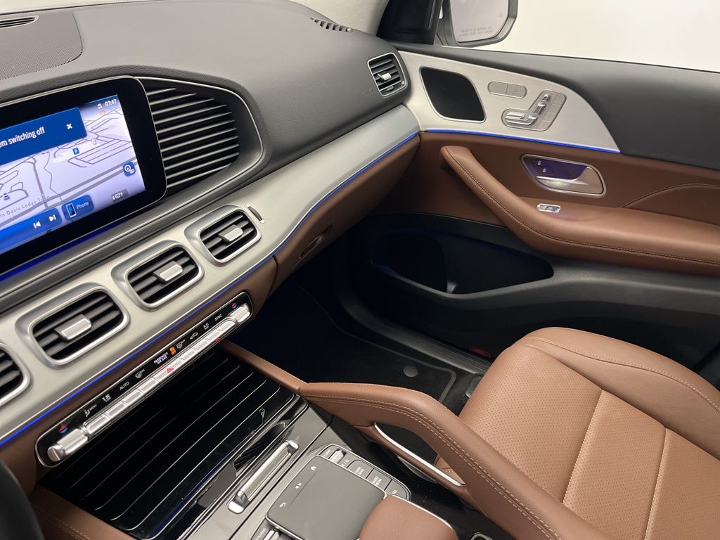 Thumbnail: 2025 Mercedes-Benz GLE - 21