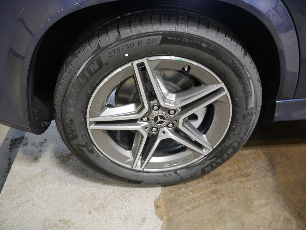 Thumbnail: 2026 Mercedes-Benz GLE - 14