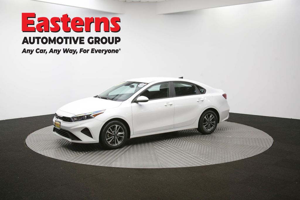 Used 2023 White Kia LXS image 56