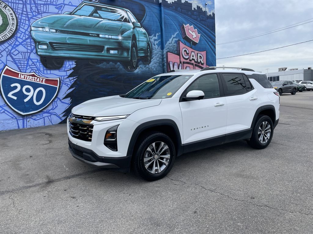 2025 Chevrolet Equinox LT 1.5T's photo