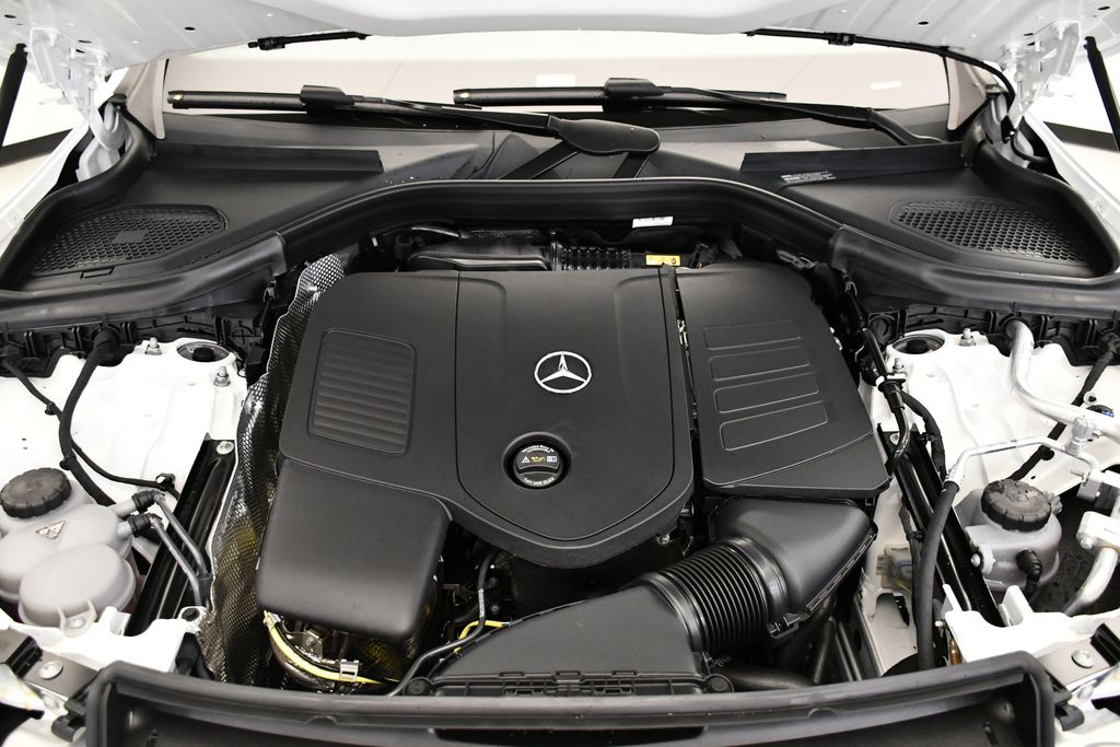 Thumbnail: 2026 Mercedes-Benz GLC - 11