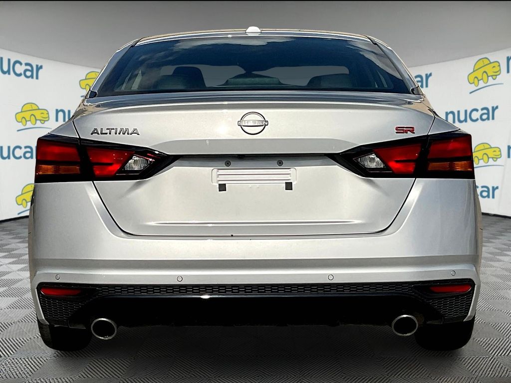 2023 Nissan Altima — photo 5
