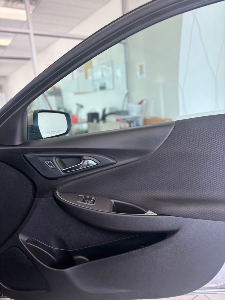 Used 2025 Chevrolet Malibu Sedan