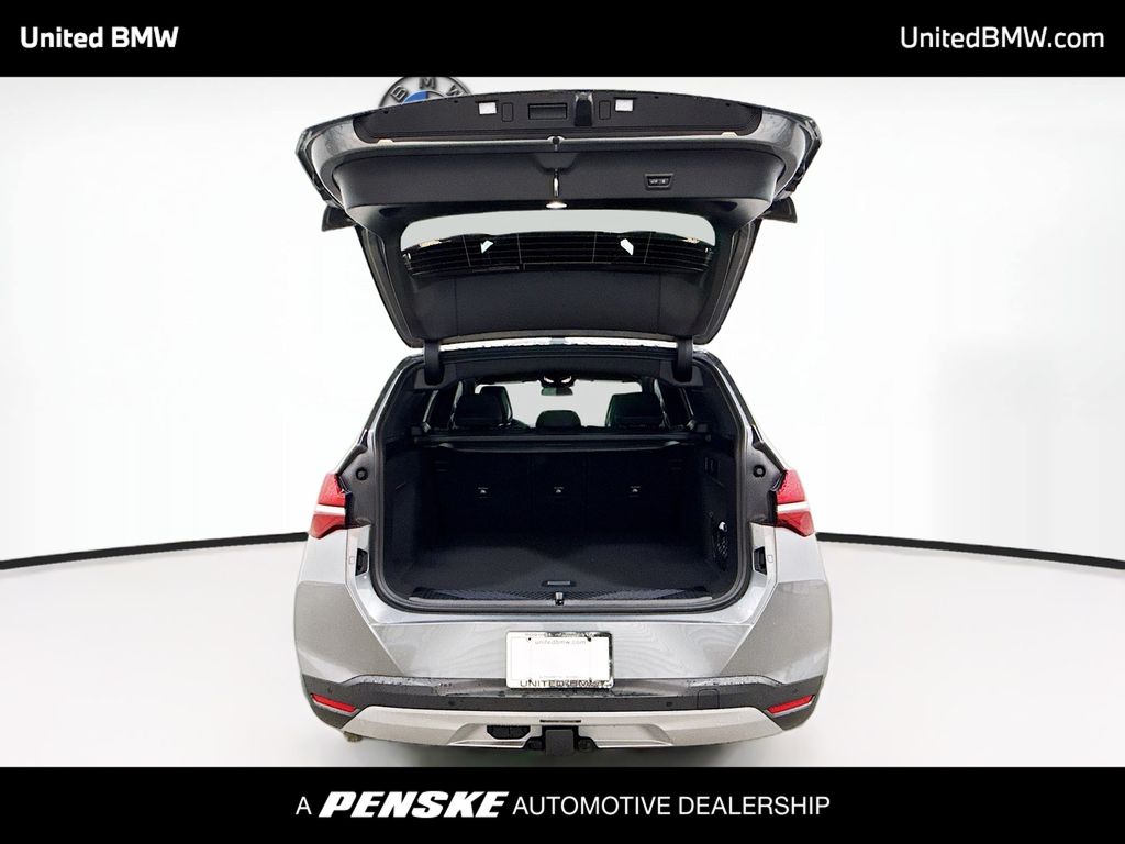 Thumbnail: 2026 BMW X3 - 14