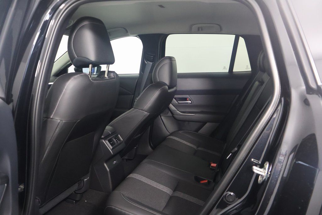 2025 Mazda CX-50  6