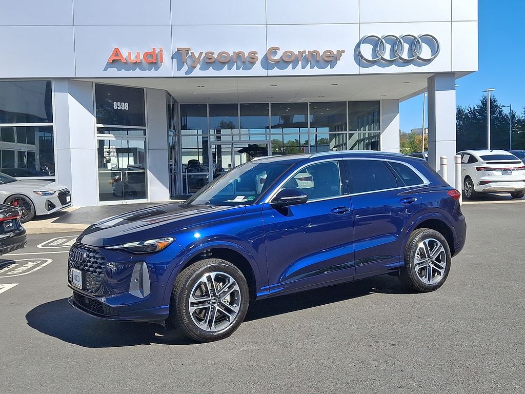 Thumbnail: 2025 Audi Q5 - 1