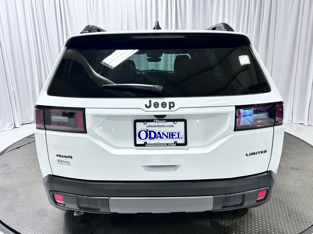 new 2026 Jeep Cherokee car, priced at $44,580