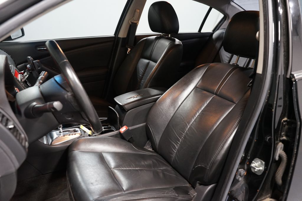 Thumbnail: 2011 Nissan Altima - 6