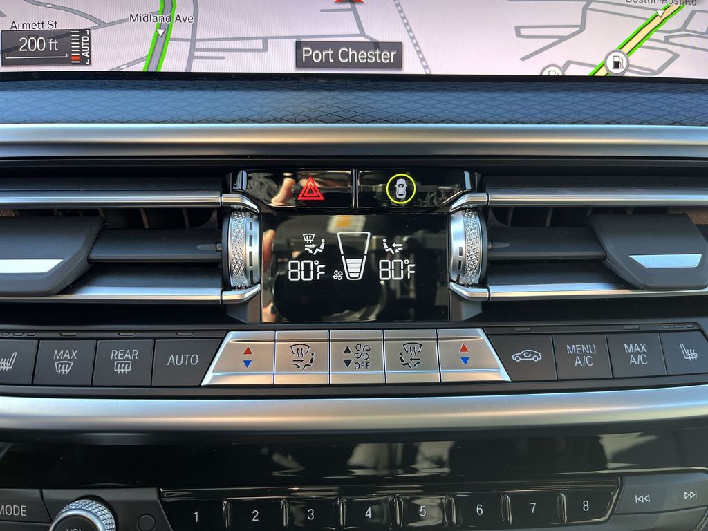 Thumbnail: 2023 BMW X4 - 19