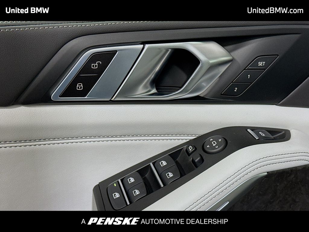 Thumbnail: 2026 BMW X5 - 3