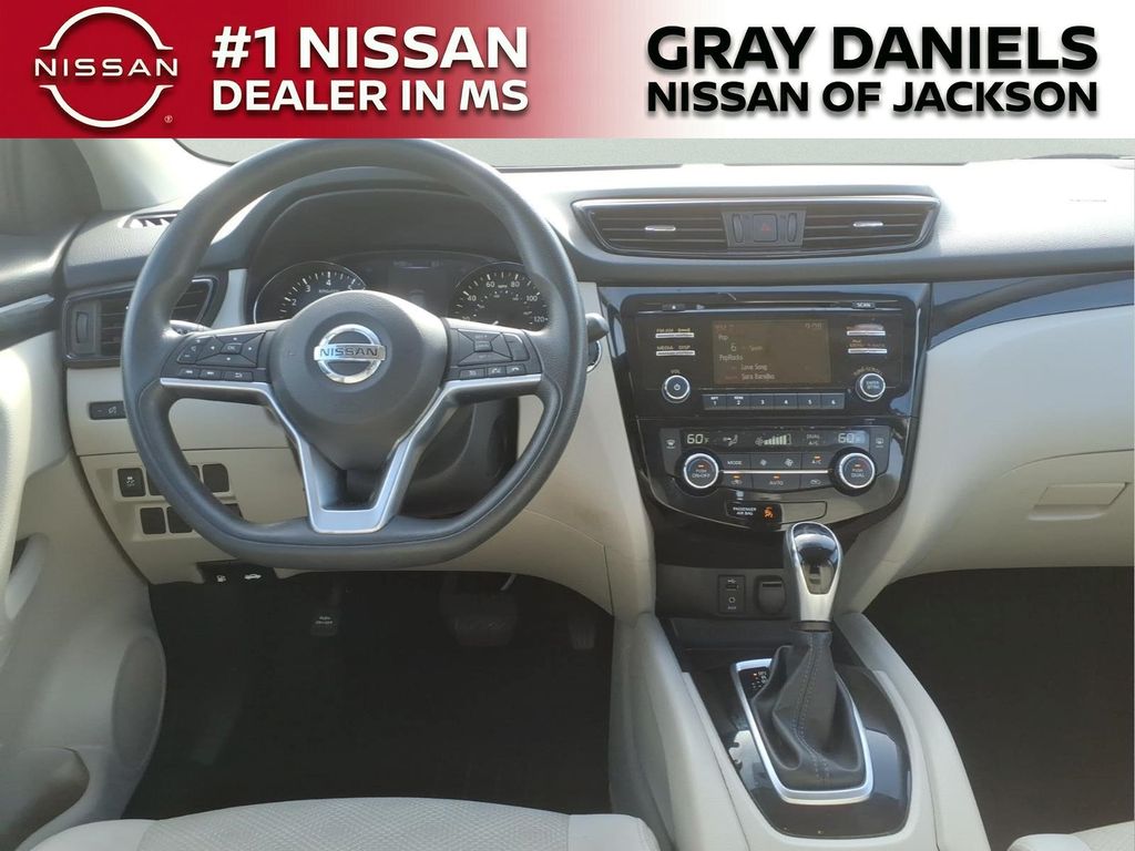 Used 2017 Nissan Rogue Sport SUV
