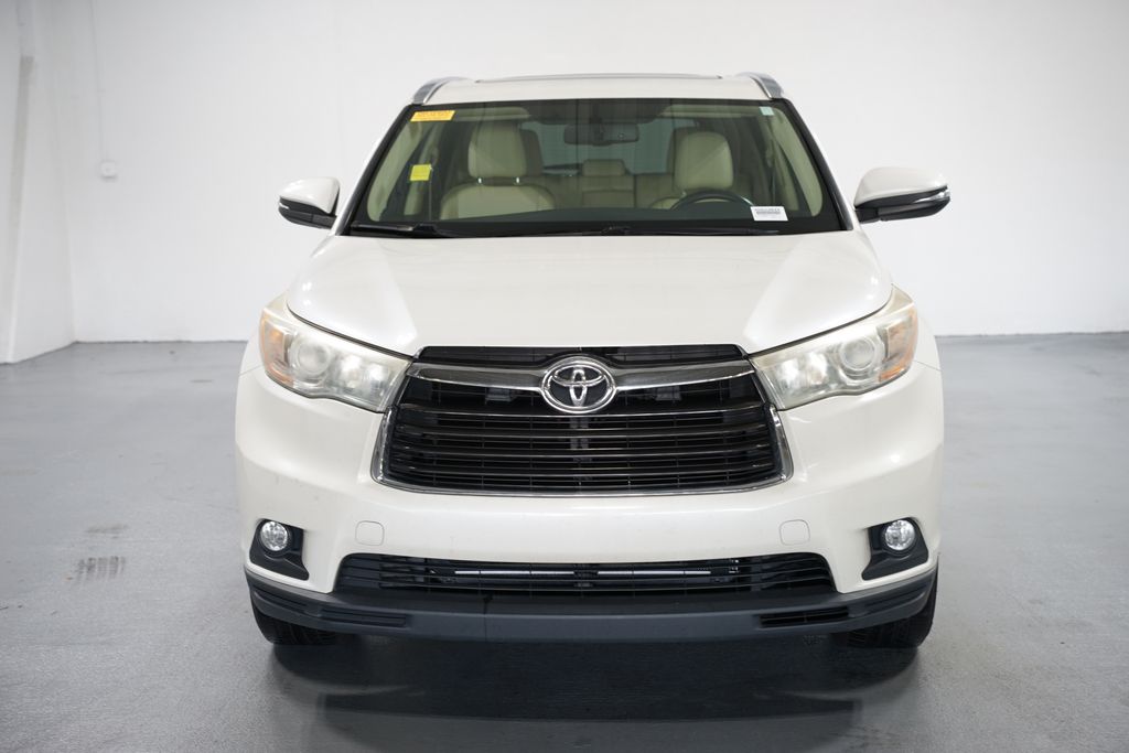 Thumbnail: 2015 Toyota Highlander - 2