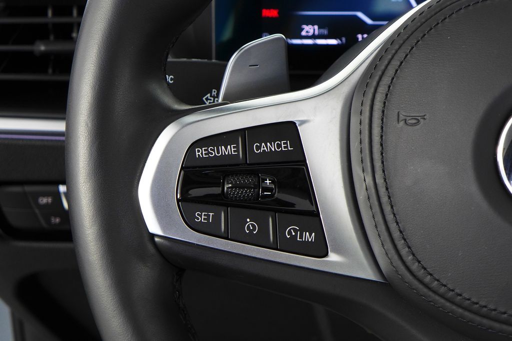 Thumbnail: 2023 BMW 3 Series - 30