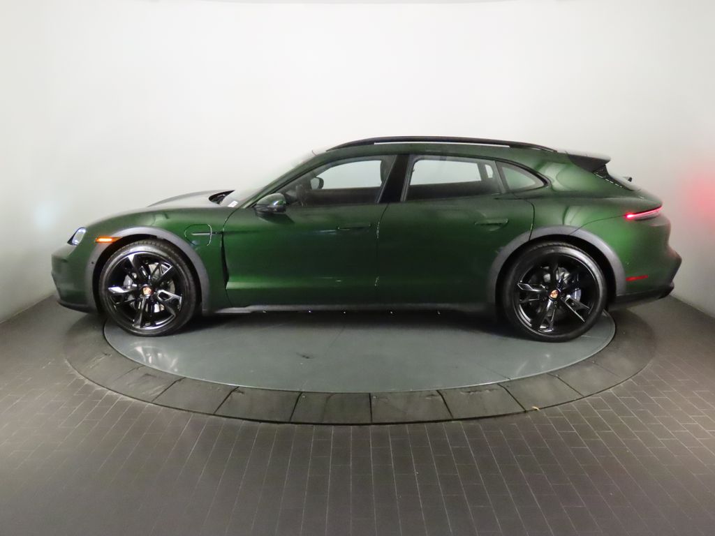 Thumbnail: 2025 Porsche Taycan - 2