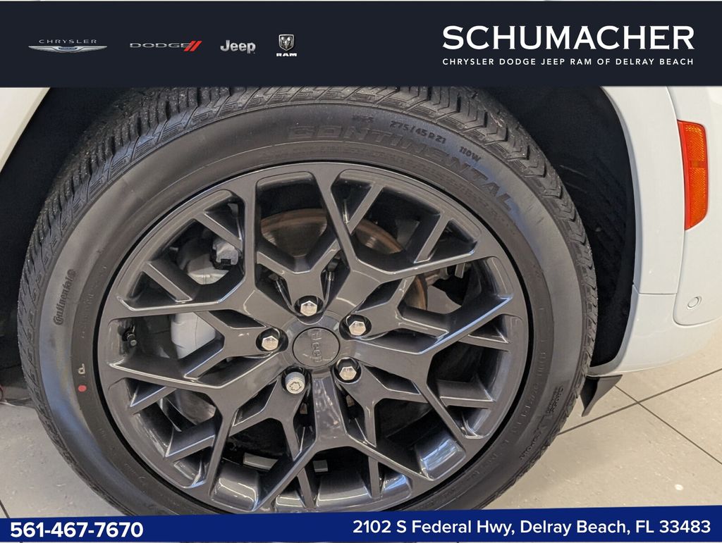 new 2025 Jeep Grand Cherokee car, priced at $71,575
