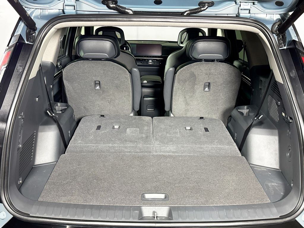 2024 Kia EV9 Land