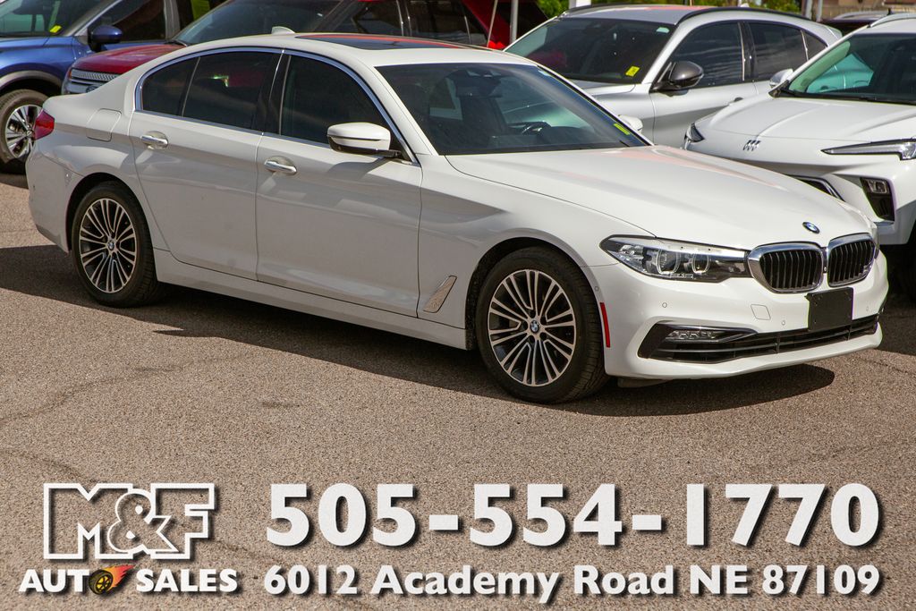 2018 BMW 5 Series 530i Sedan RWD