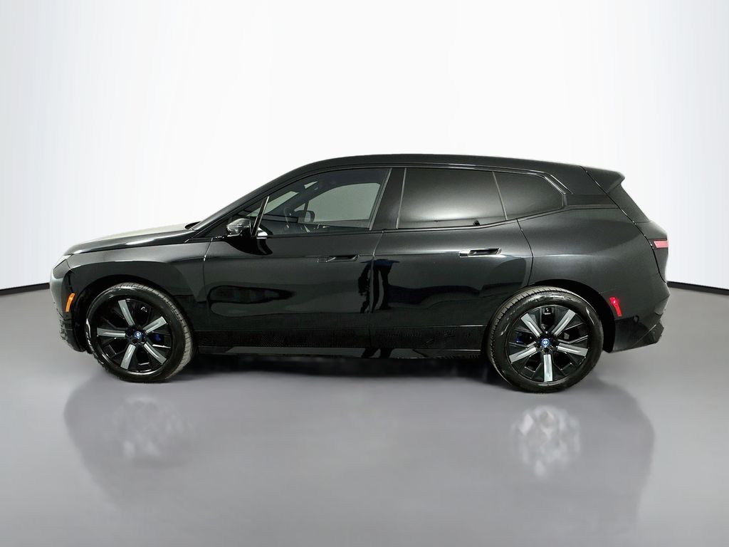 Thumbnail: 2024 BMW iX - 8