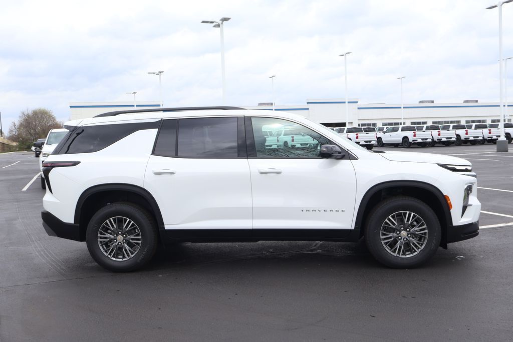 Thumbnail: 2026 Chevrolet Traverse - 9