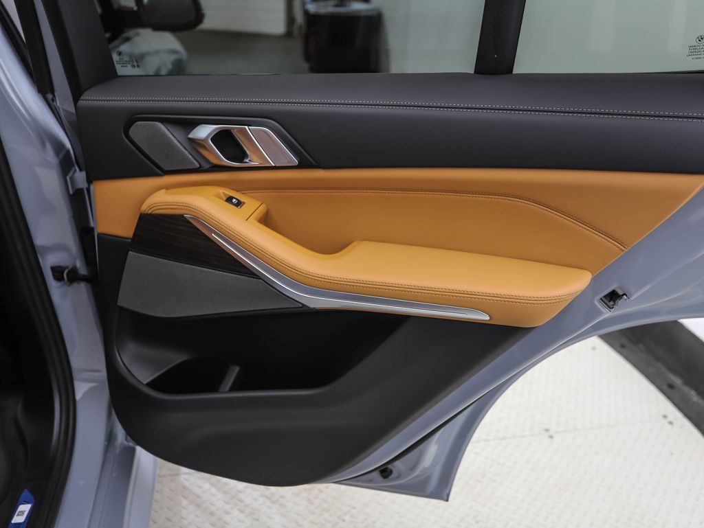 2026 BMW X5 xDrive50e 24