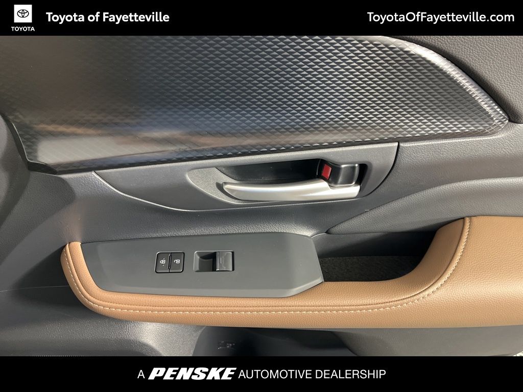 Thumbnail: 2026 Toyota Grand Highlander - 11