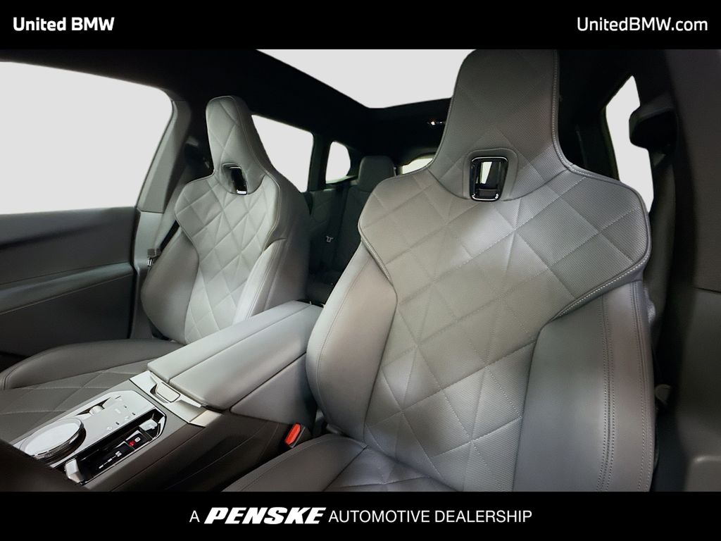 Thumbnail: 2026 BMW iX - 5