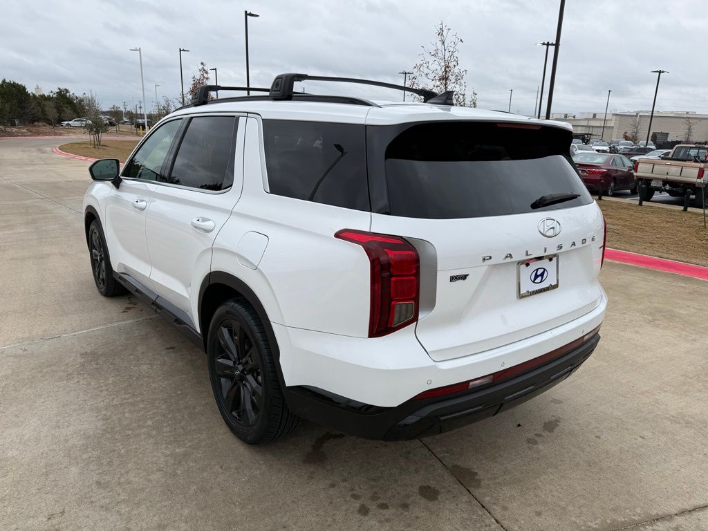 Thumbnail: 2023 Hyundai Palisade - 7