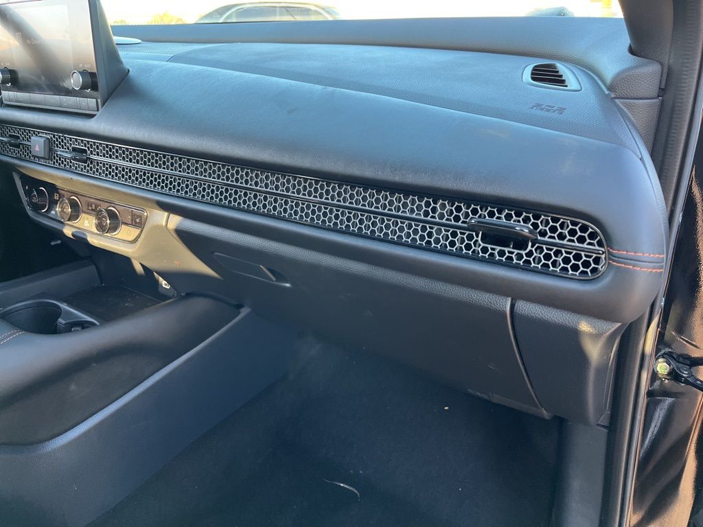 Thumbnail: 2025 Honda HR-V - 27